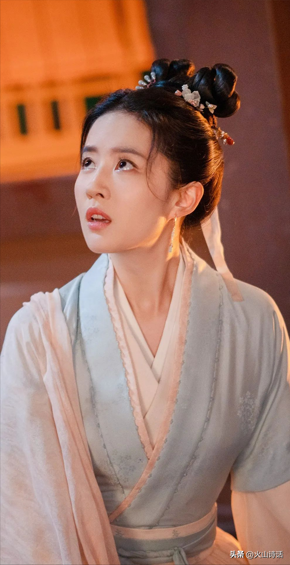 劉亦菲