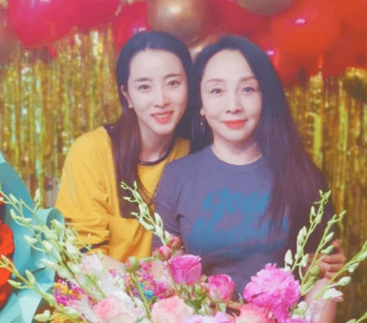 李思思