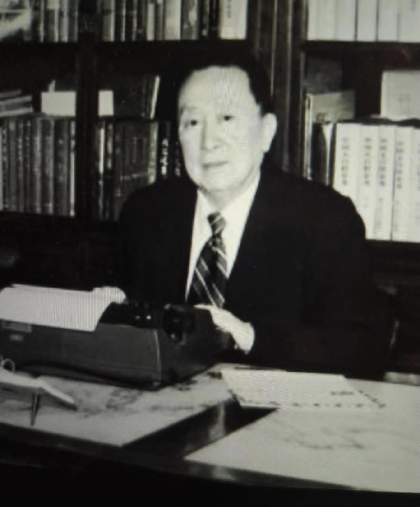 吳階平