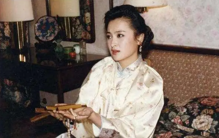 萬梓良