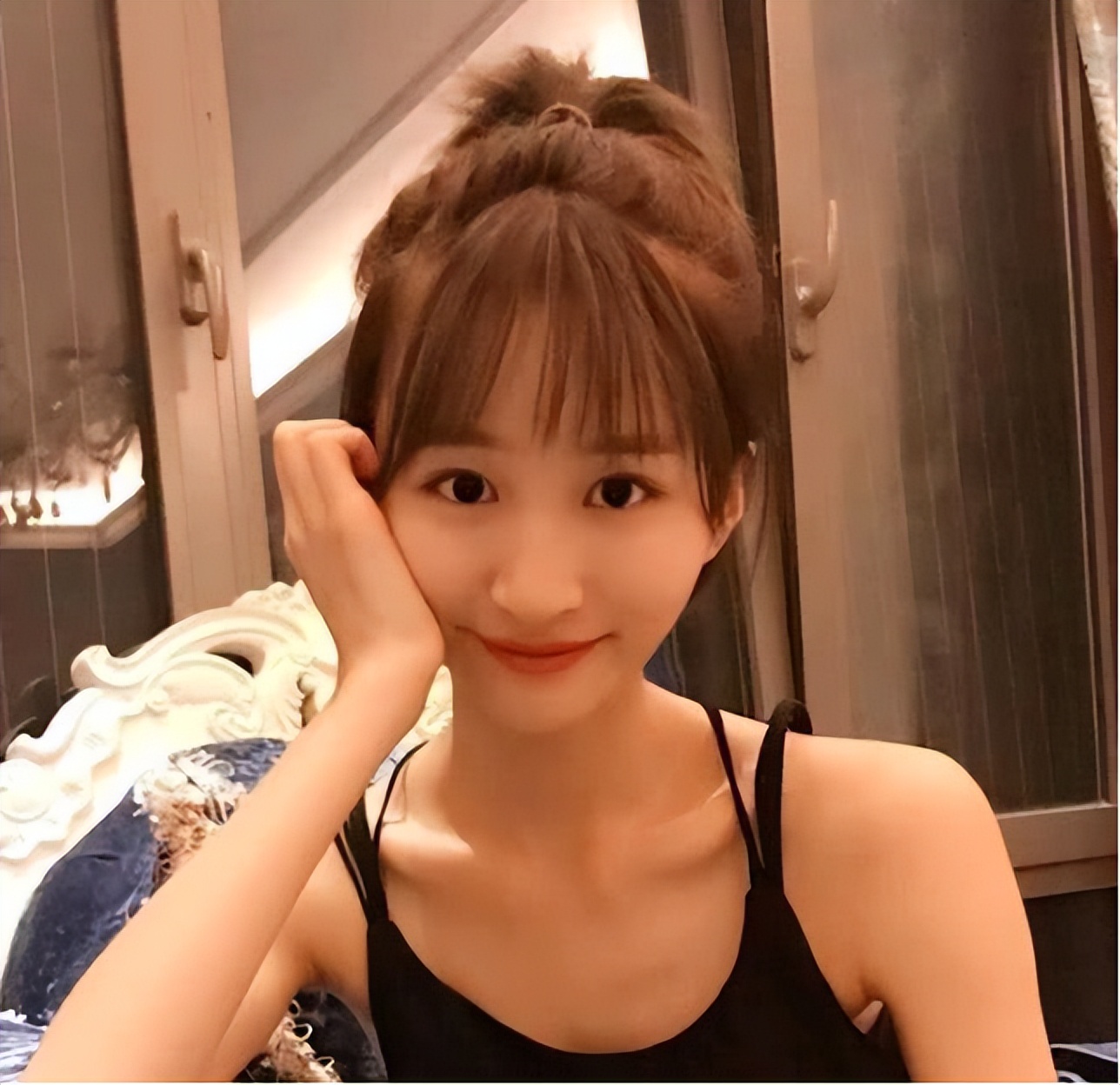任嘉倫