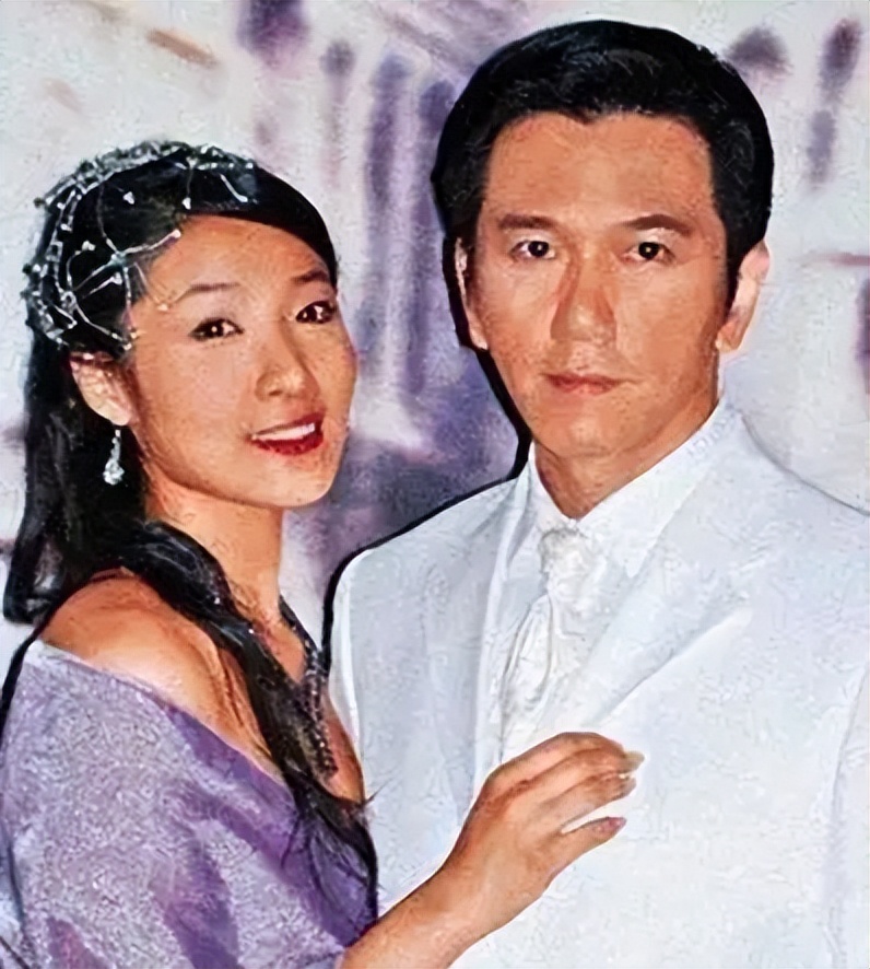 溫兆倫