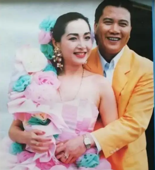 萬梓良
