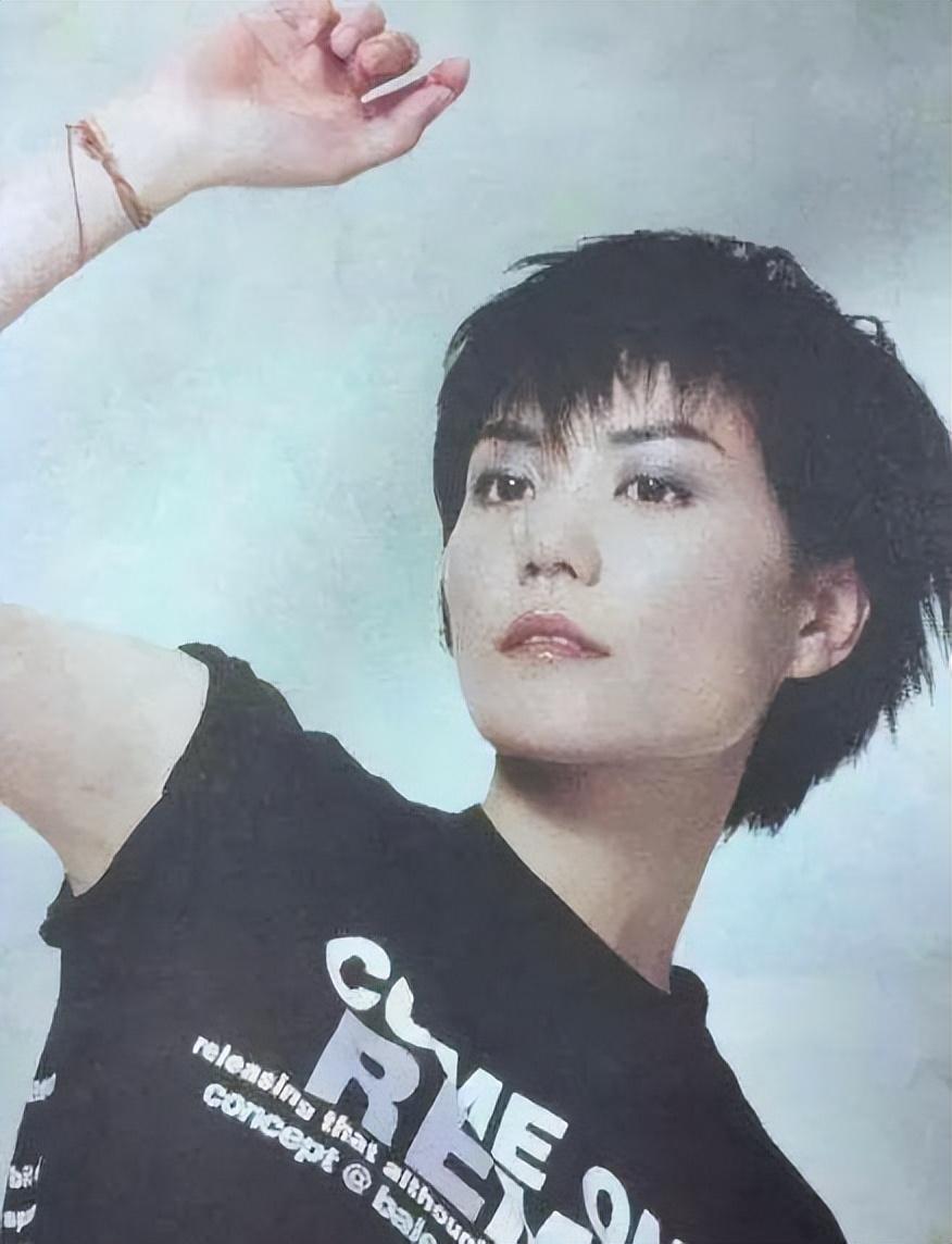王菲