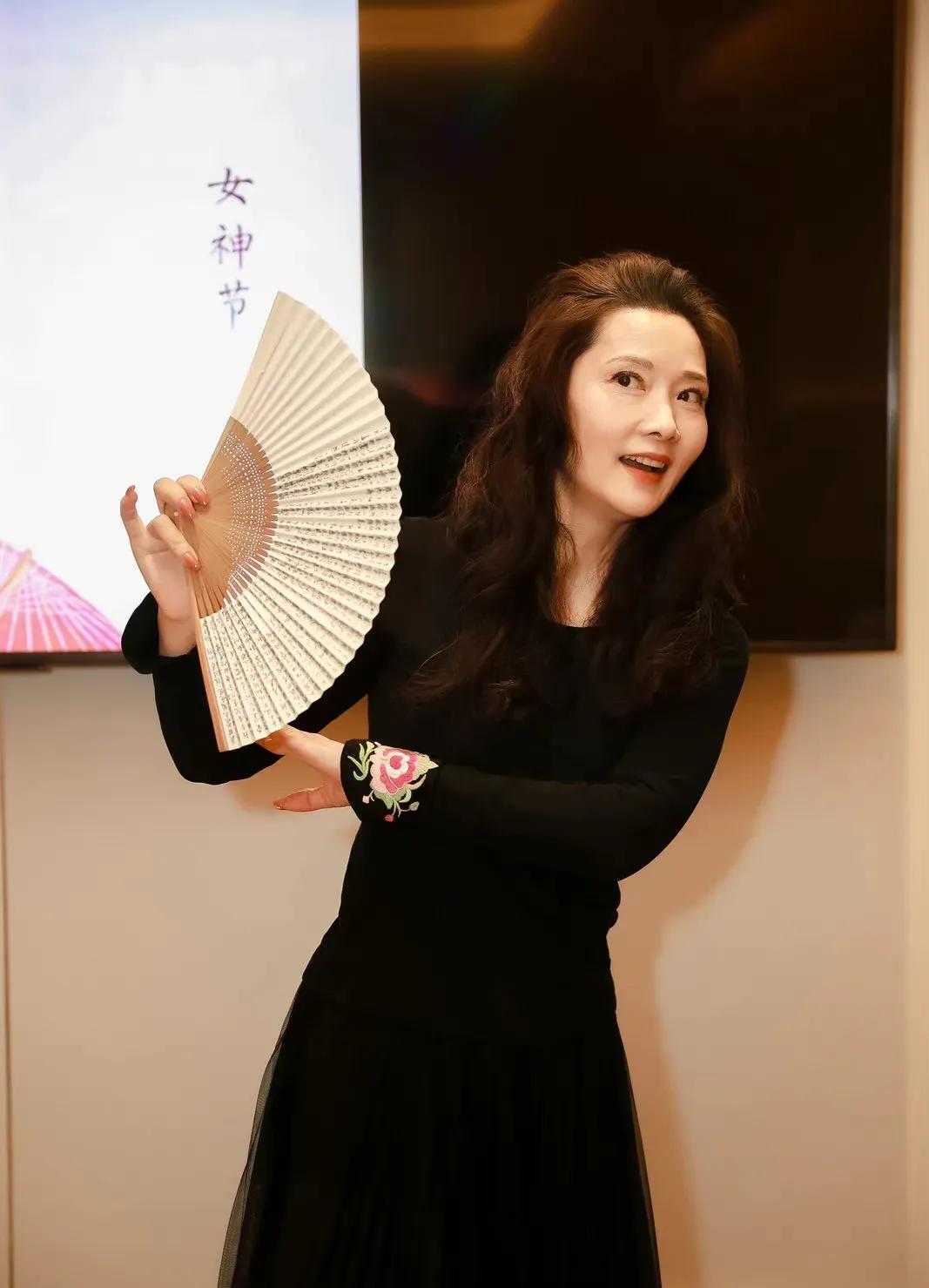 潘虹