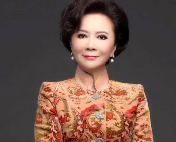 蔡明