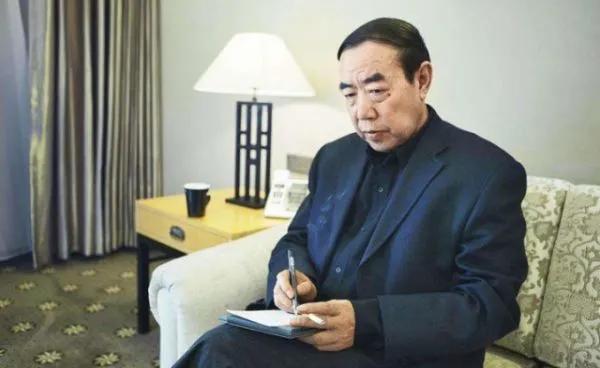 賈平凹
