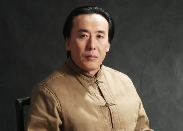 翟鴻燊
