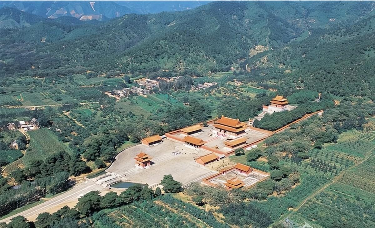 孫殿英