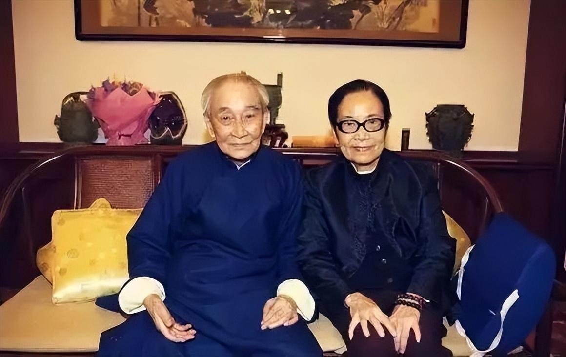 葉曼