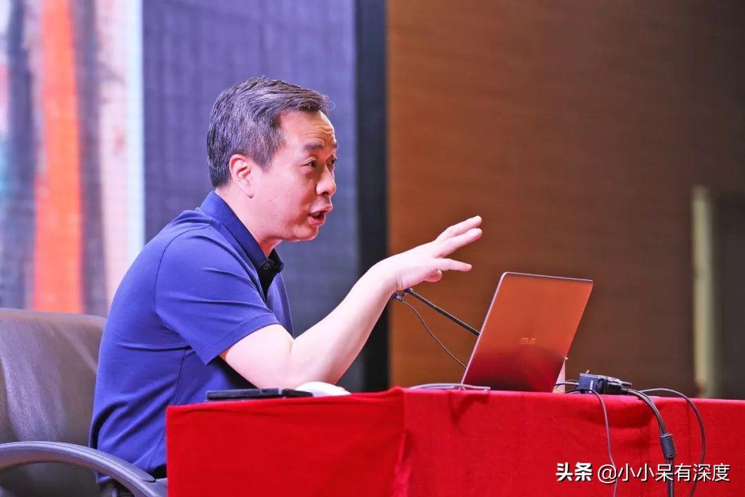 康震