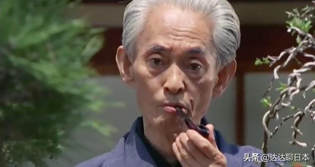 川端康成