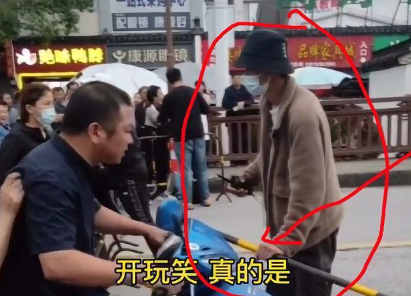 張國立