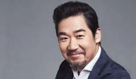 張國立