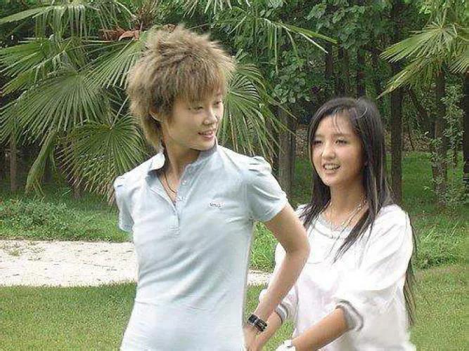 何潔