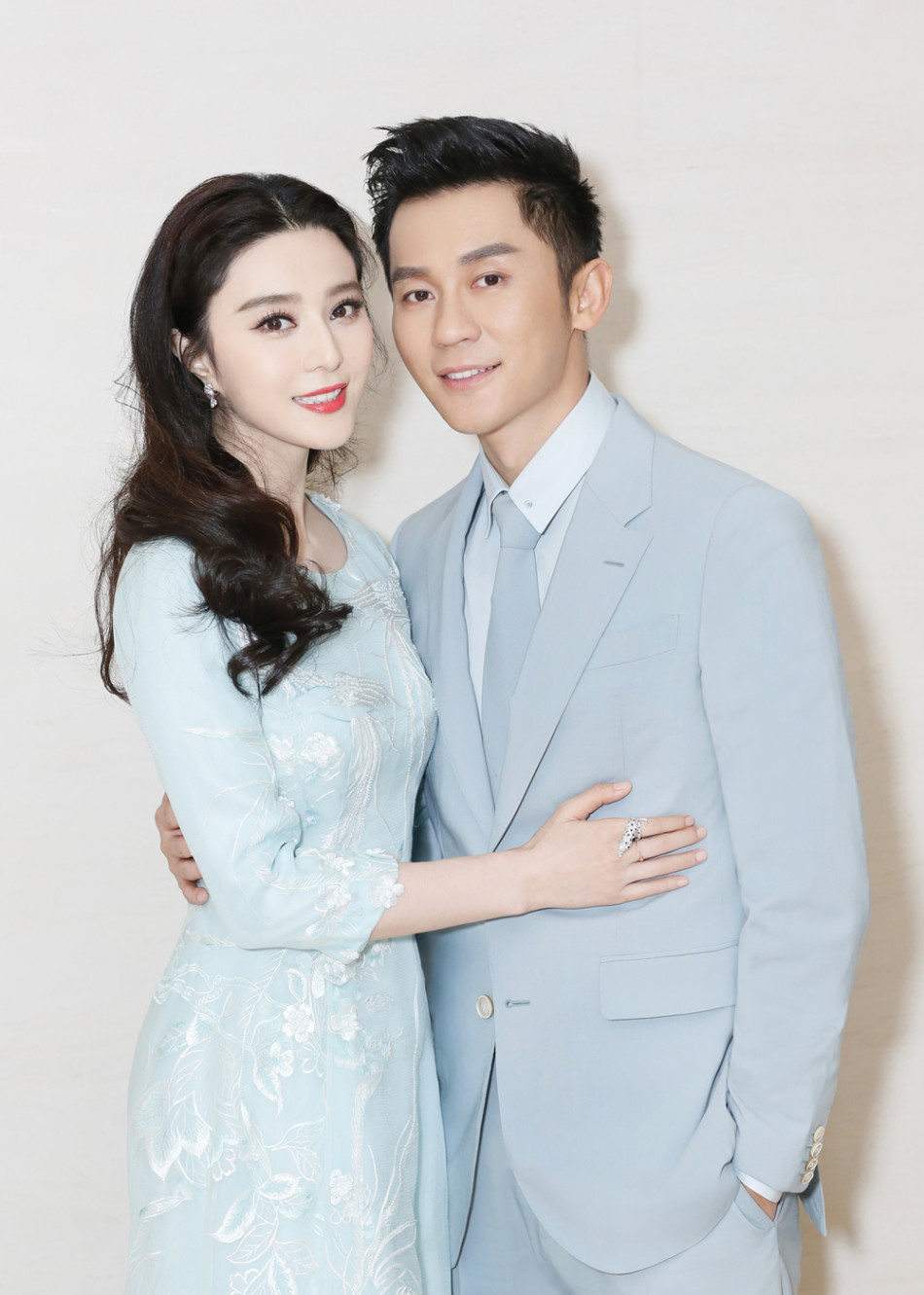 李晨
