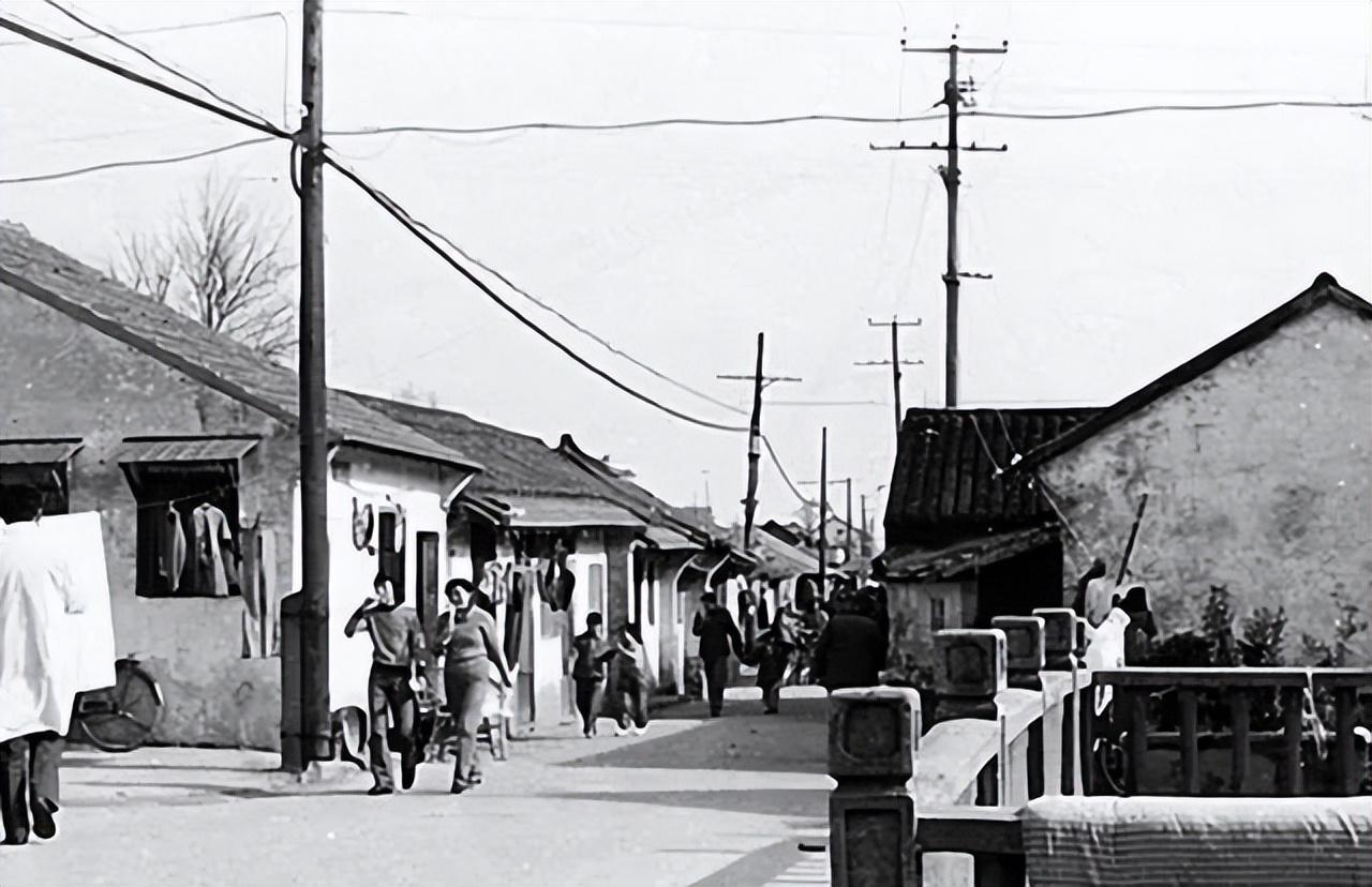景寶玲