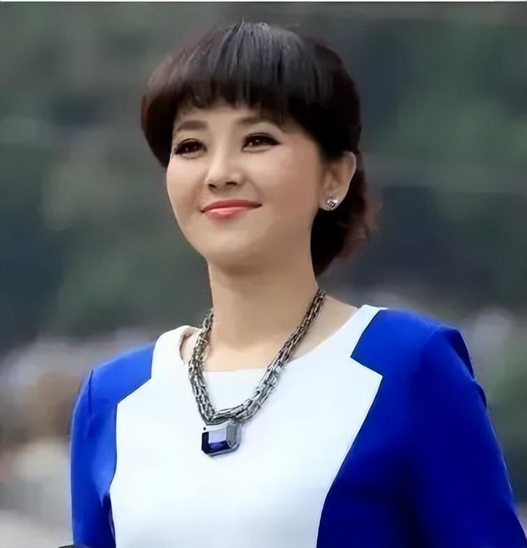 方瓊