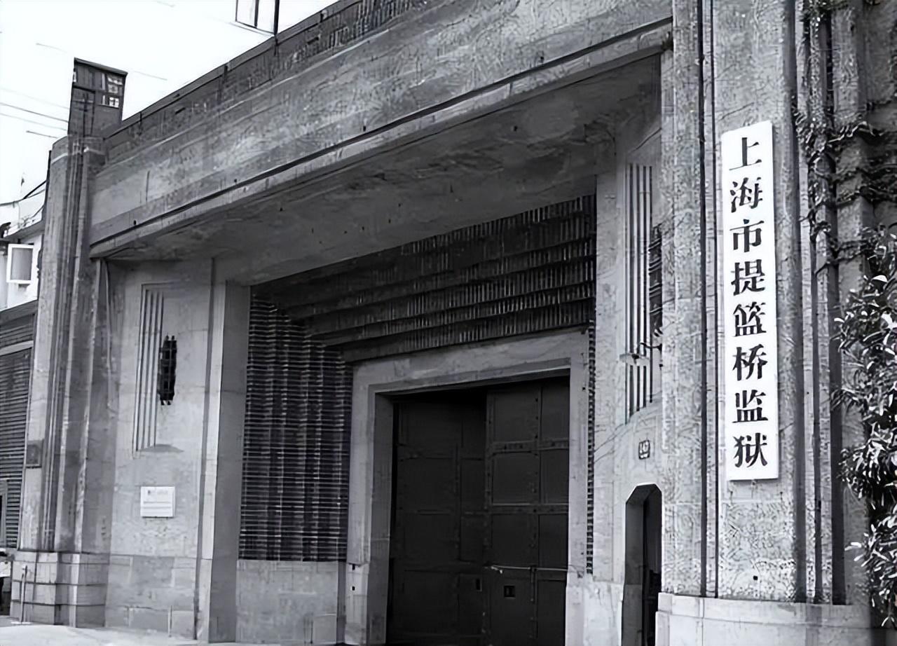 範紀曼