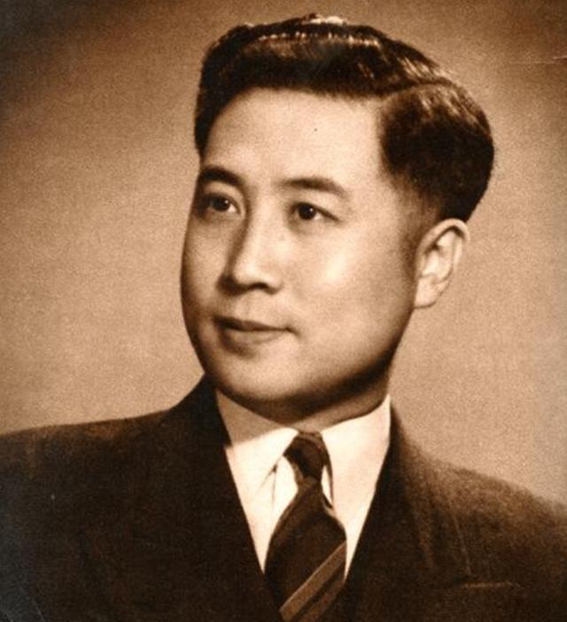 範紀曼