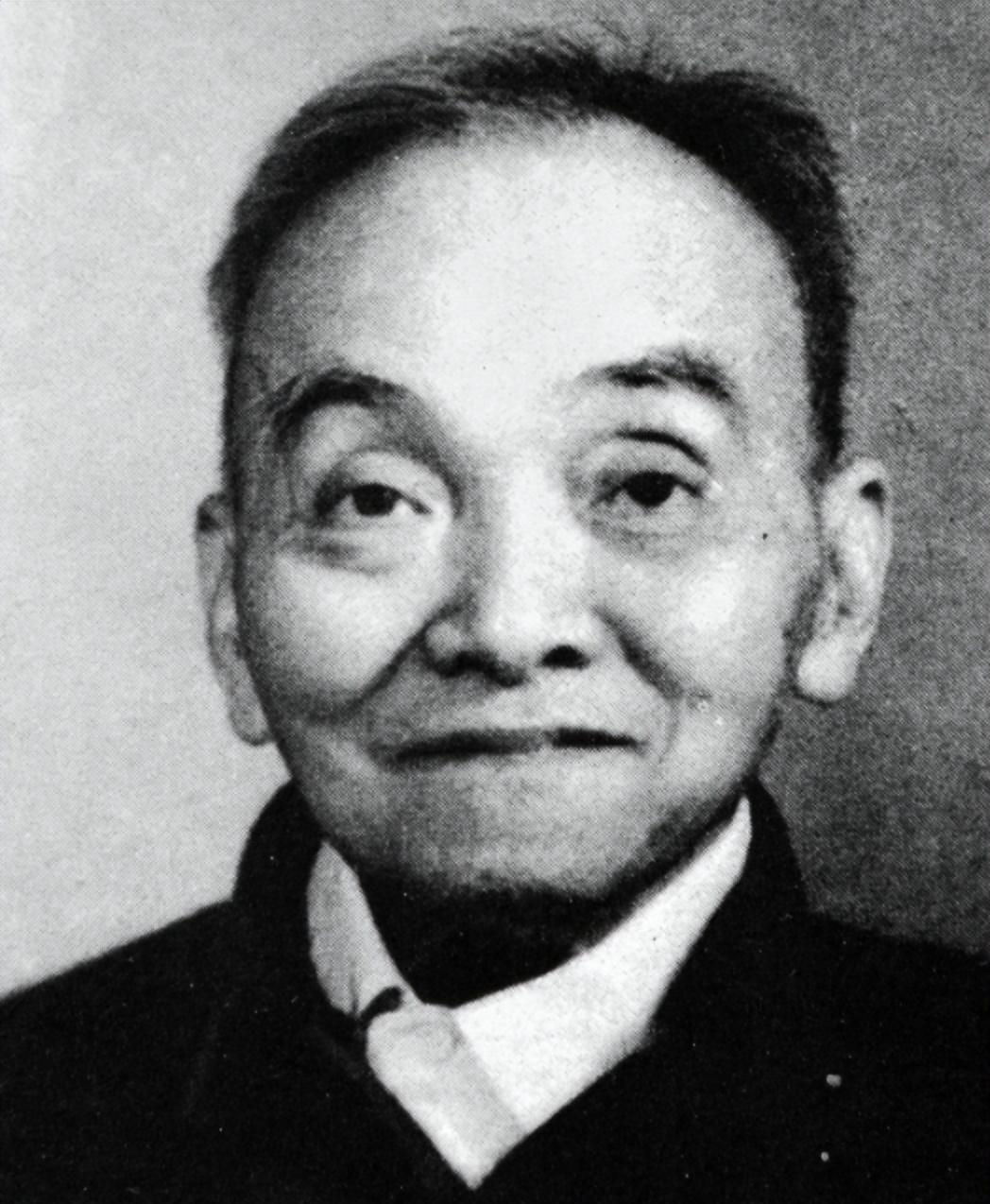 範紀曼
