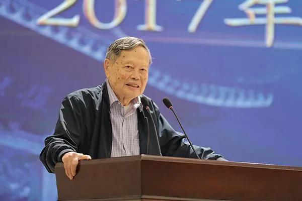 楊振寧
