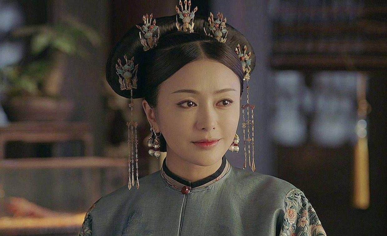 秦嵐