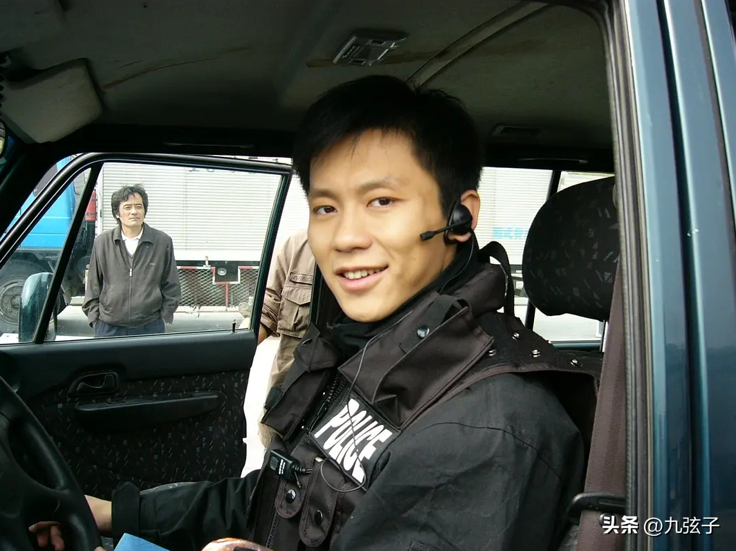 李晨