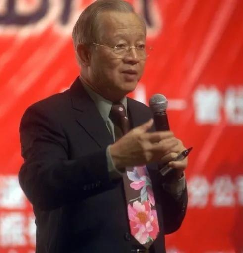 曾仕強