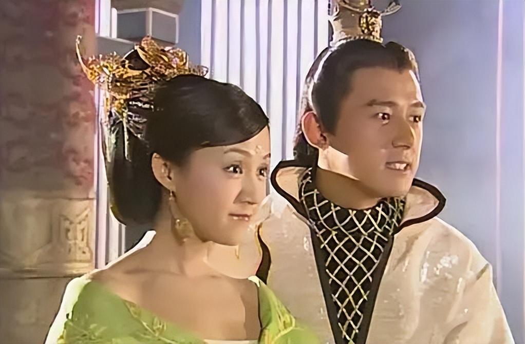 左小青