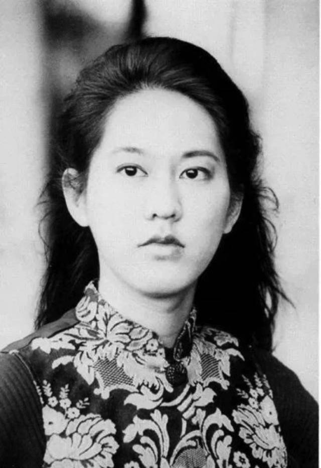 張純如