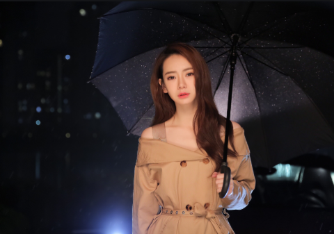 戚薇