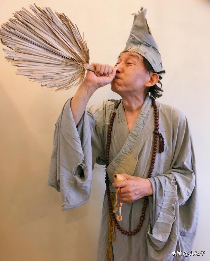 遊本昌