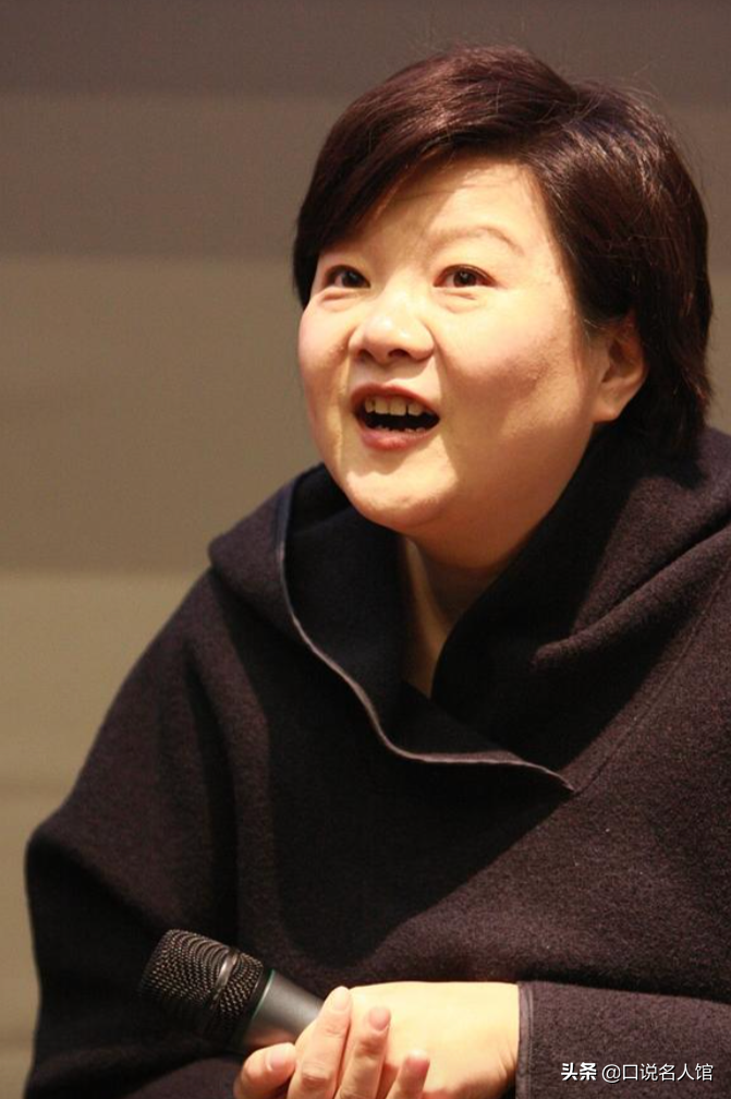 洪晃
