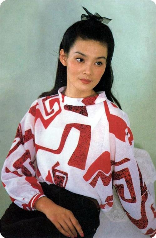 潘虹