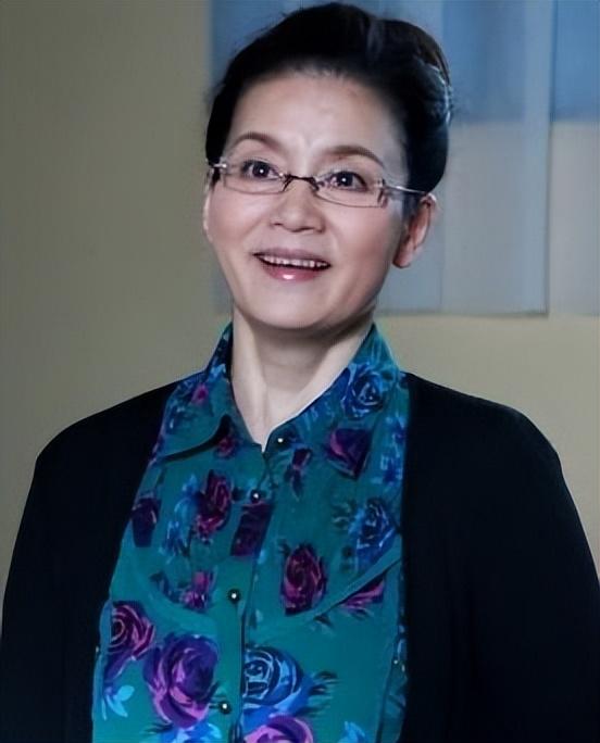 潘虹