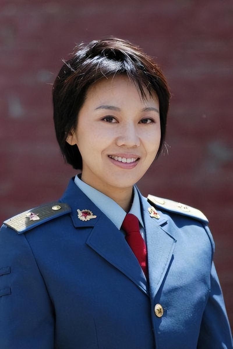 鍅妮