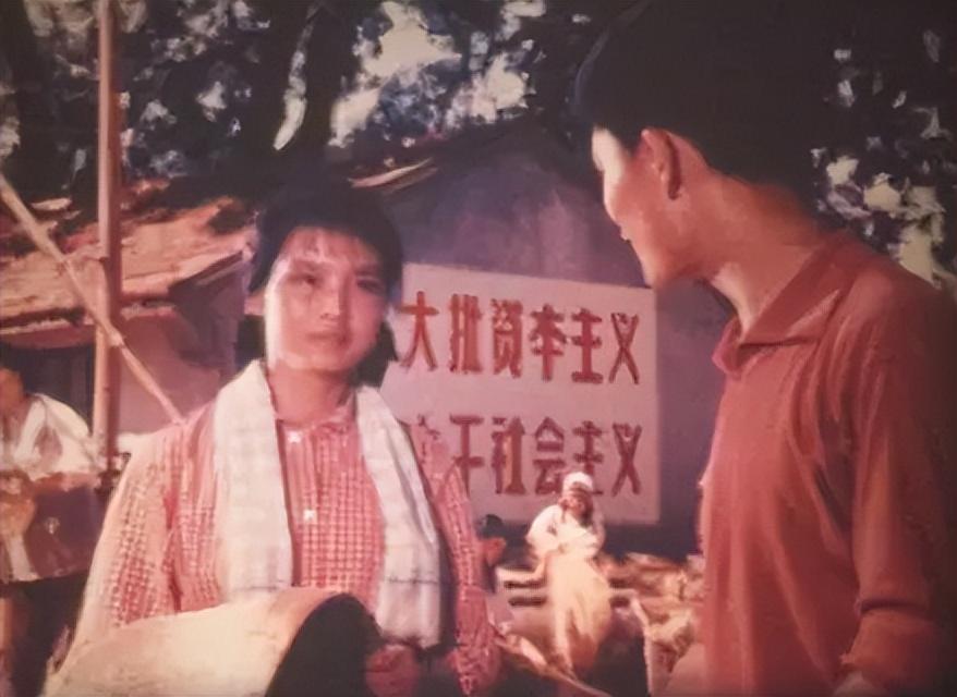 潘虹