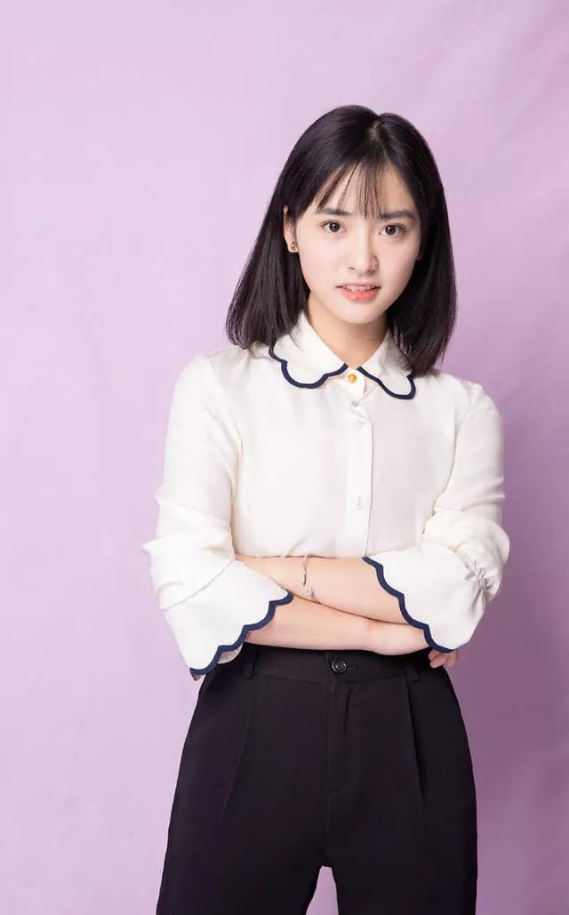 沈月