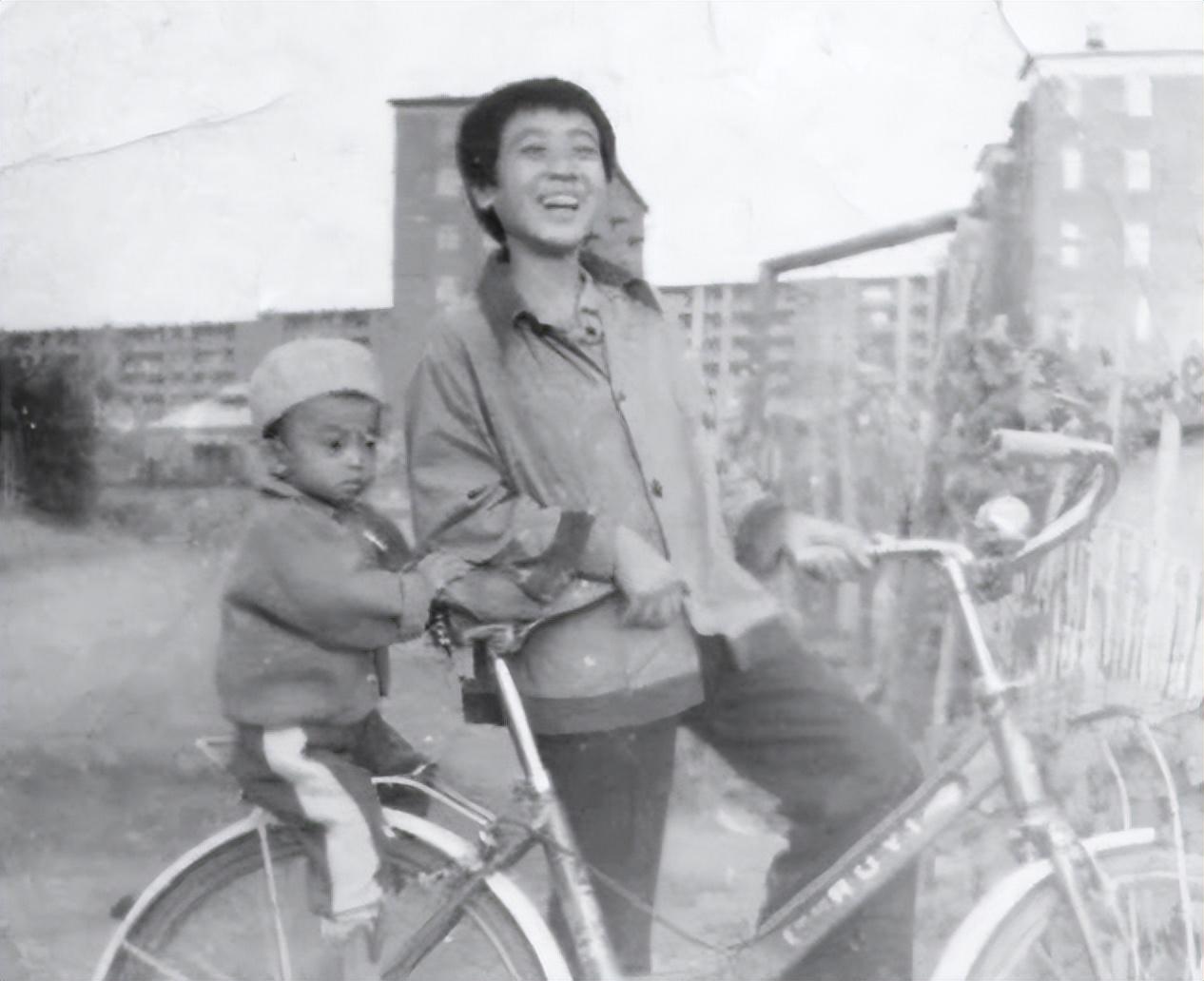 於和偉