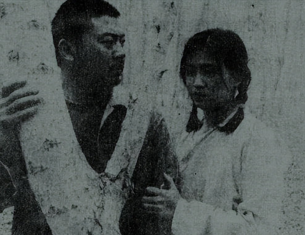 李靖飛