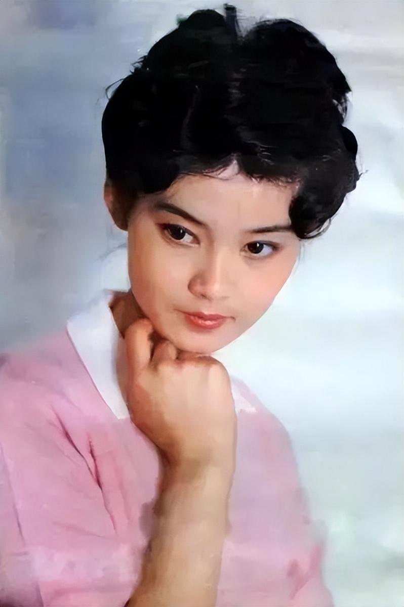 潘虹
