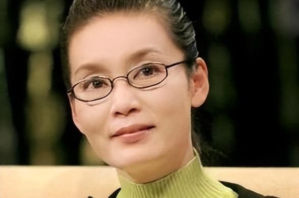 潘虹