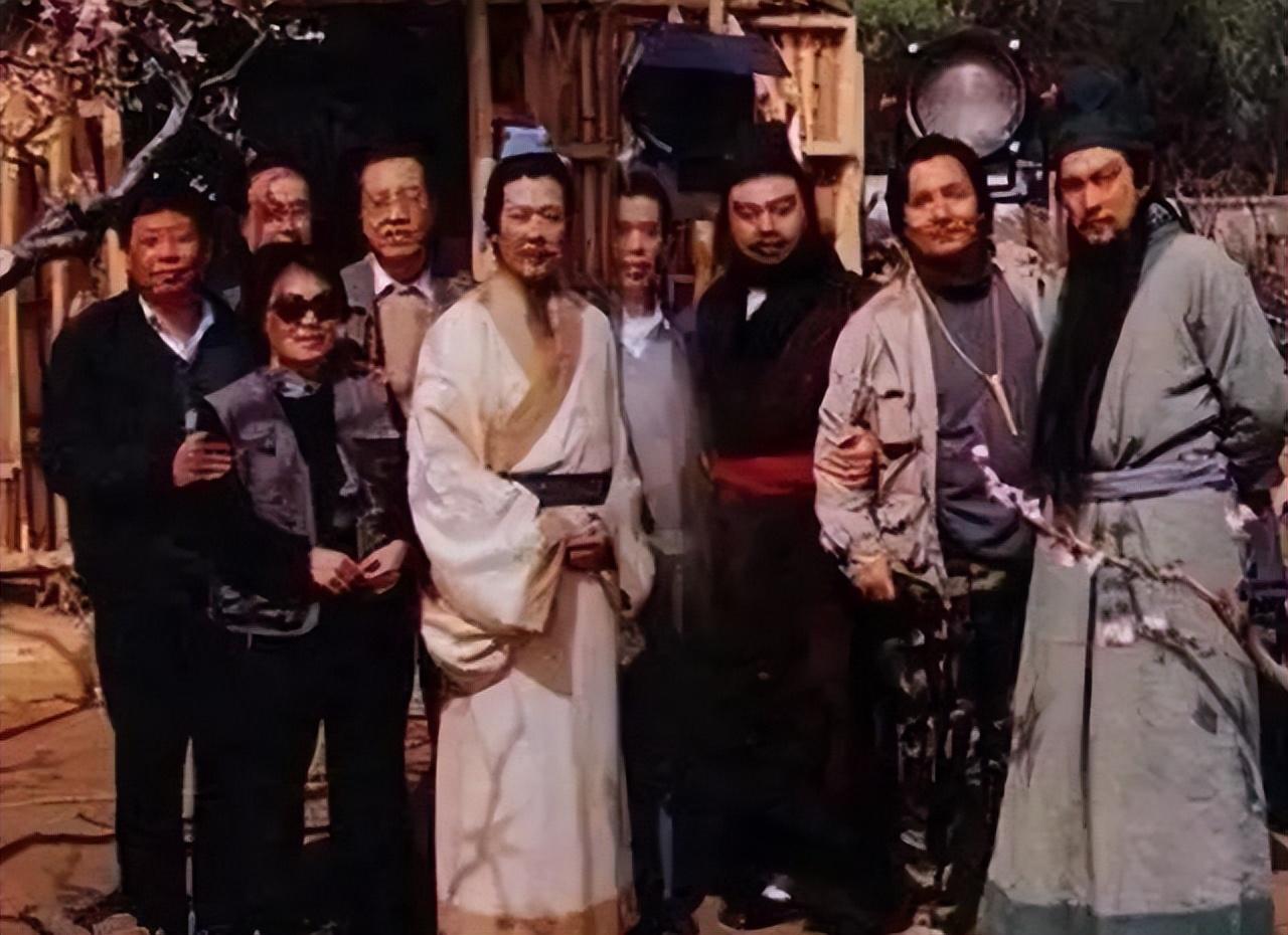 李靖飛