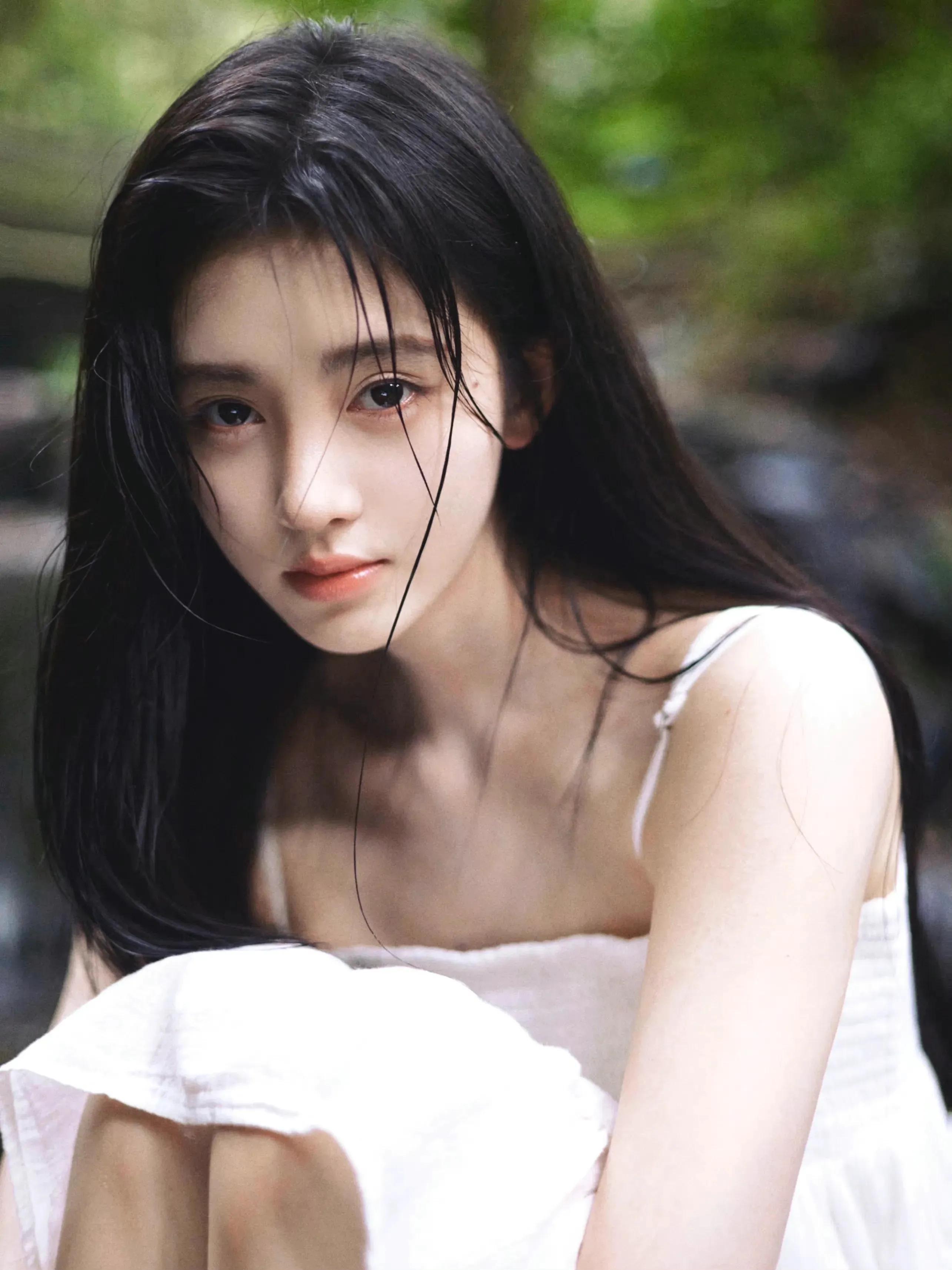 鞠婧禕