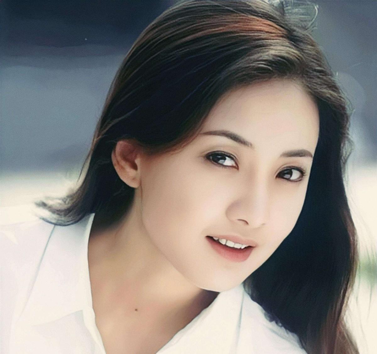 牛莉