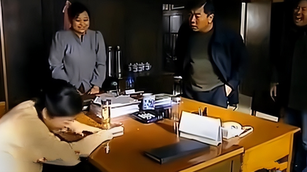 李靖飛