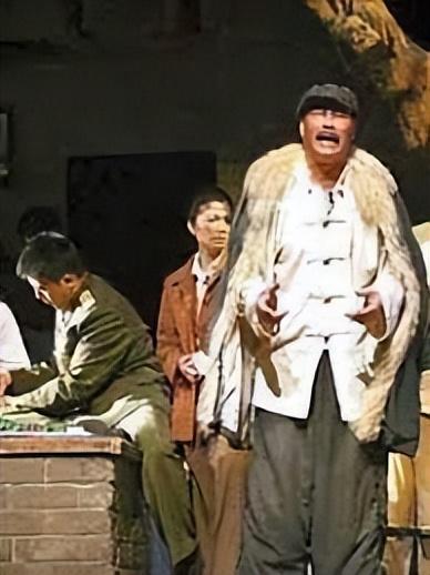 李靖飛