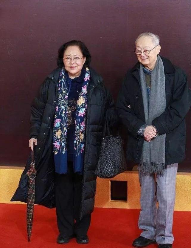 斯琴高娃