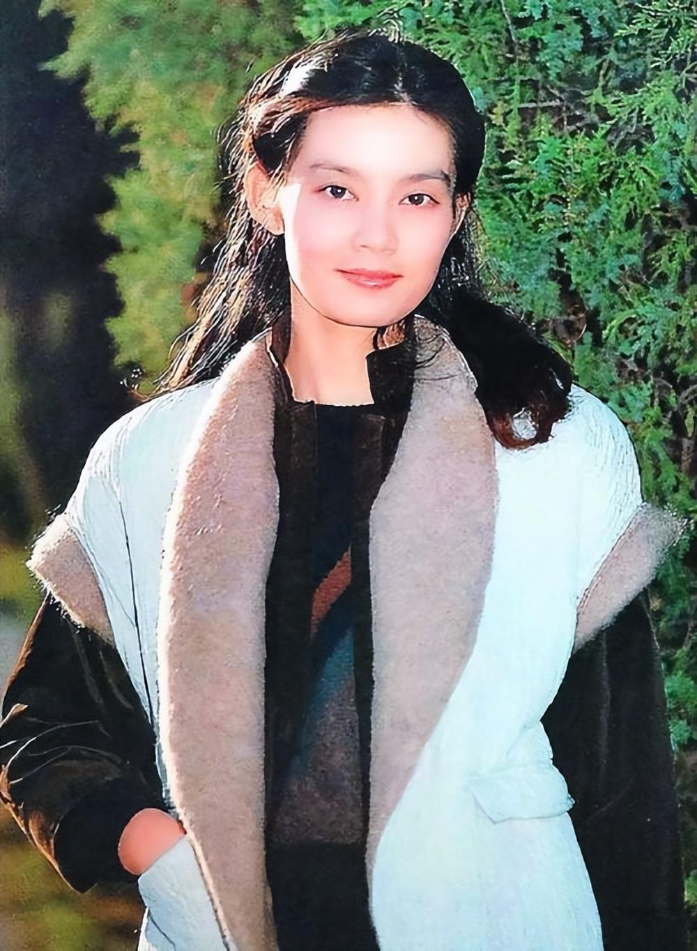 潘虹